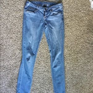Light wash jeans